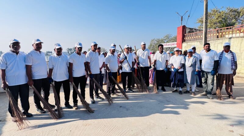 ktg news : महाशिवरात्रि पर राधासागर तालाब में चला स्वच्छता अभियान, नागरिकों ने लिया स्वच्छता का संकल्प.